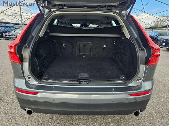 VOLVO XC60 XC60 2.0 b4 Momentum Business awd auto -GE726SL