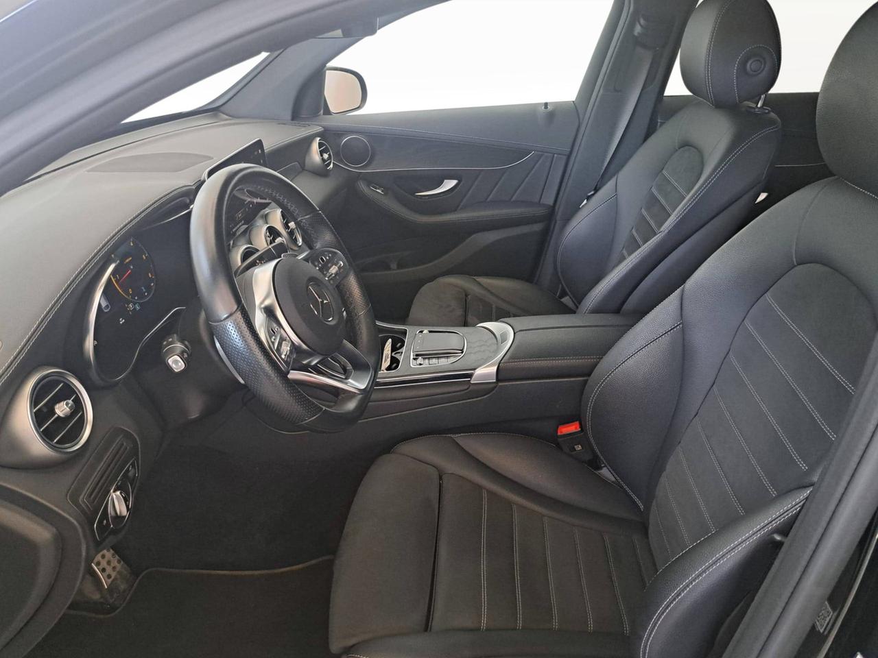 Mercedes-Benz GLC Coupe - C253 2019 - GLC Coupe 220 d Night edition Plus 4matic auto
