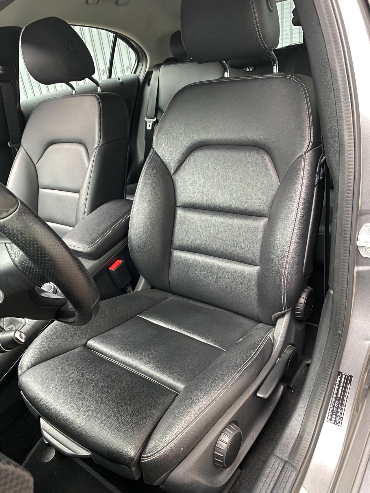 Mercedes-Benz A 180d 1.5 109cv Premium - 2017