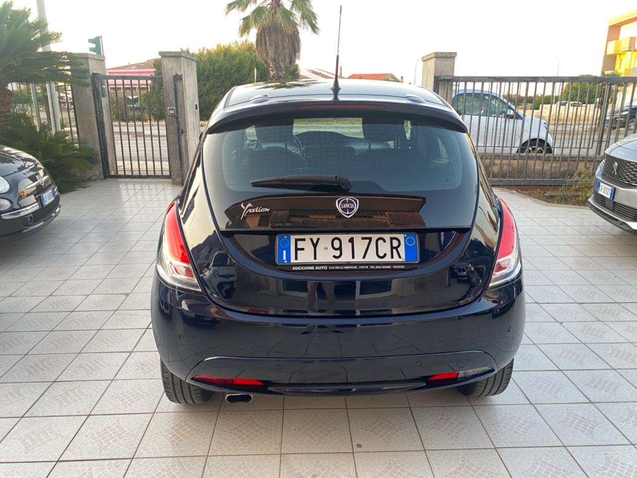 Lancia Ypsilon 1.2 69 CV 5 porte Gold