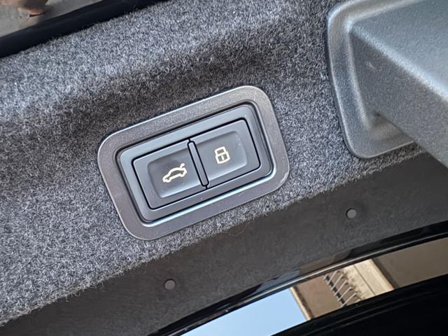 AUDI A6 TDI 150 kW S tronic quattro S line edition.