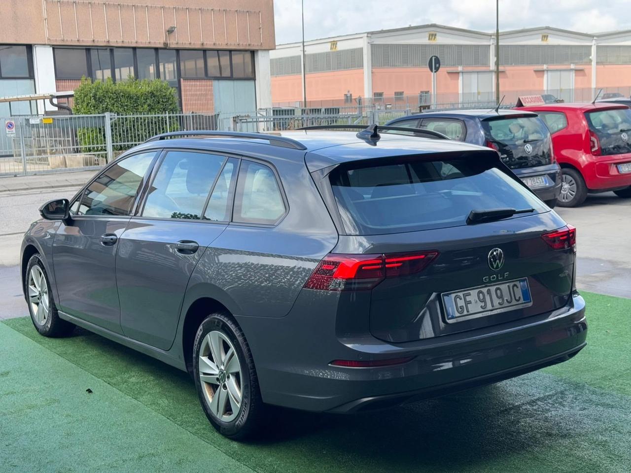 Volkswagen Golf Variant 2.0 TDI 150 CV DSG SCR Life