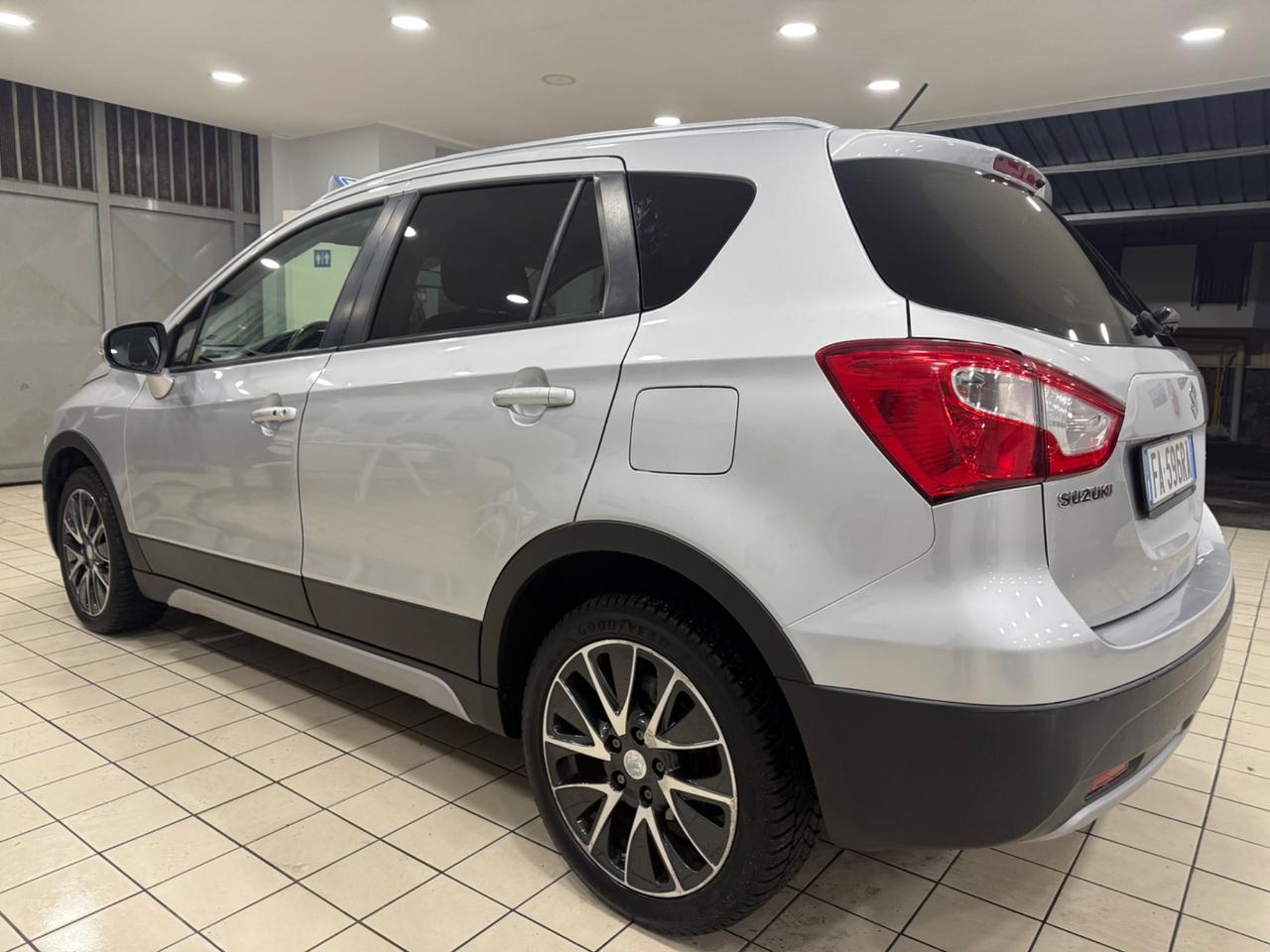 Suzuki sx4 S-Cross 1.6 2015 full optional