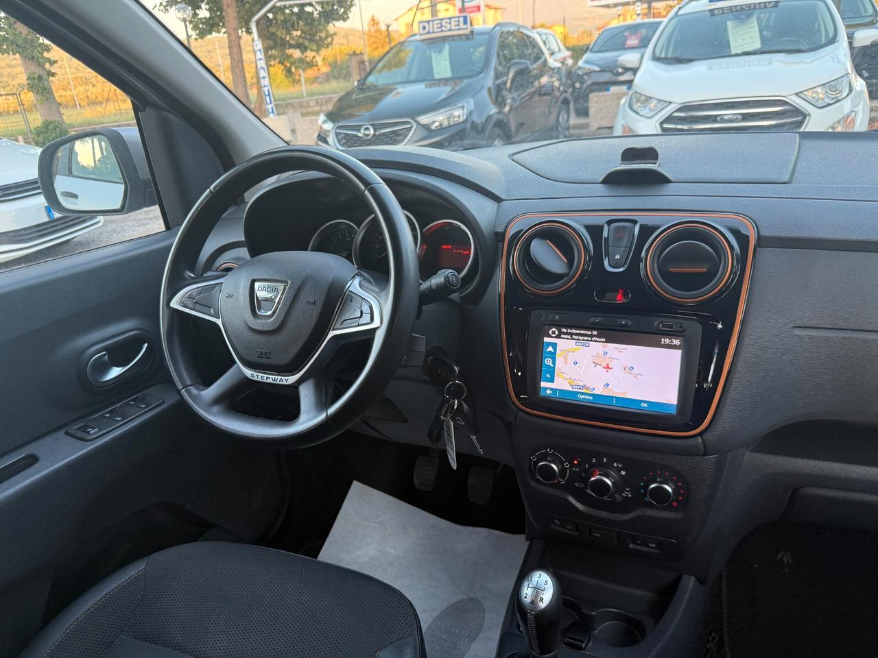 "UNICA" Dacia Lodgy 1.6 100CV GPL 7 posti