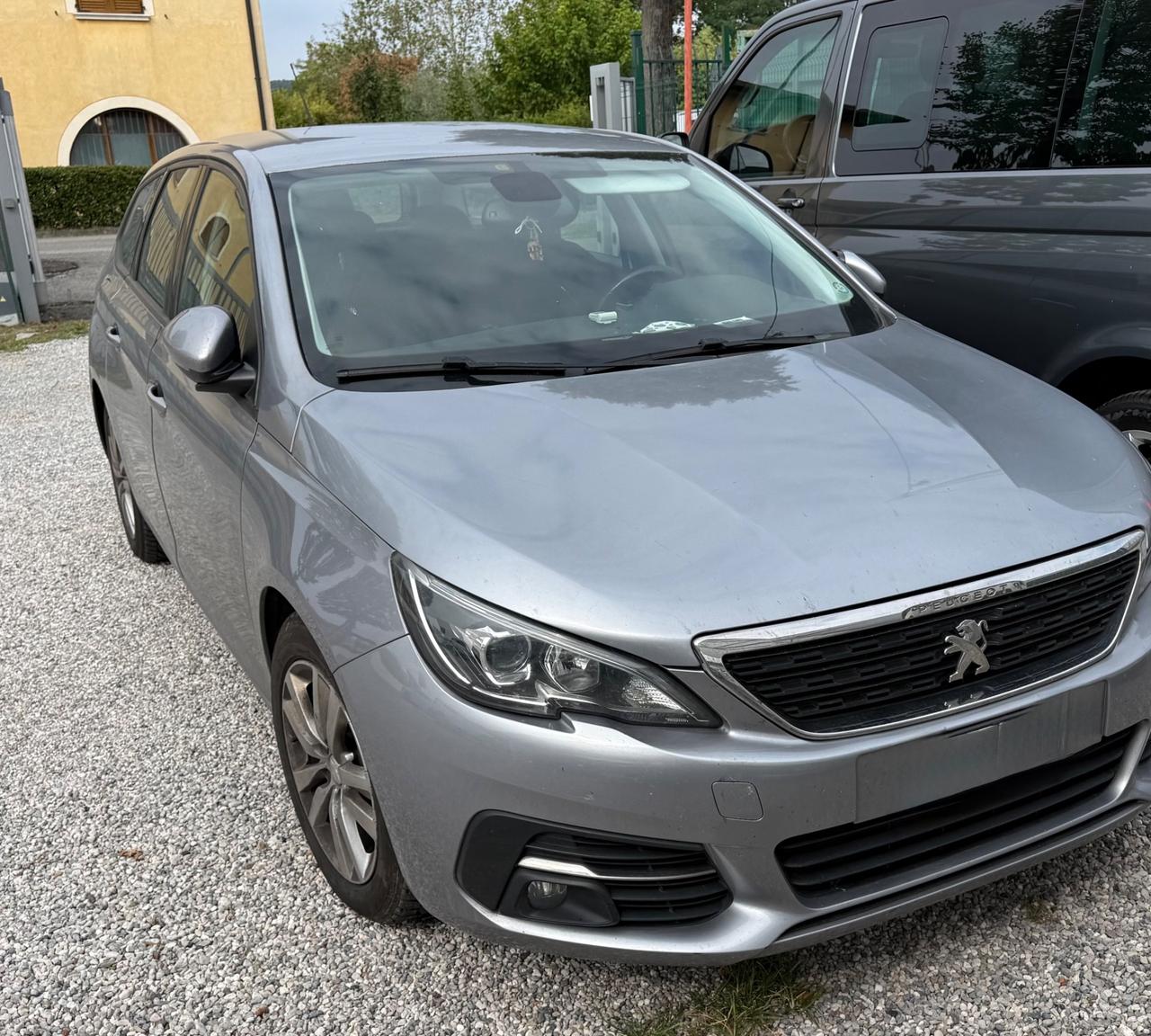 Peugeot 308 BlueHDi 120 S&S SW Business