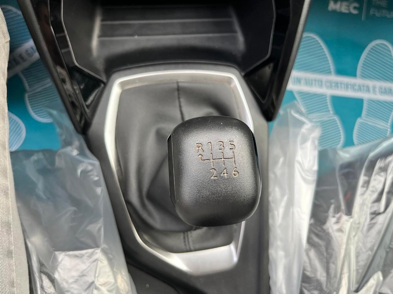 Peugeot 208 BlueHDi 100