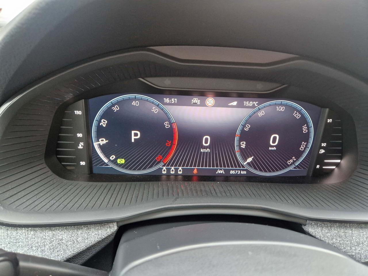 Skoda Kamiq 1.0 TSI 115 CV DSG Black Dots