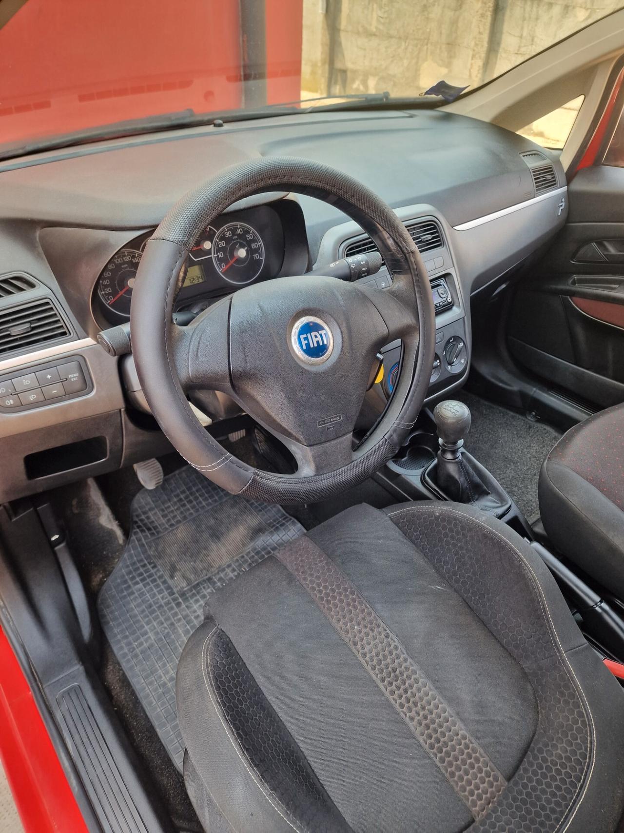 Fiat Grande Punto 1.2 3 porte distrb ok