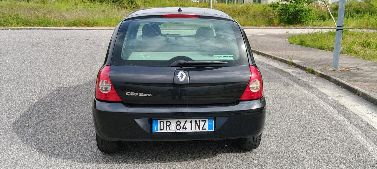 Renault Clio Storia 1.2 5 porte GPL Confort