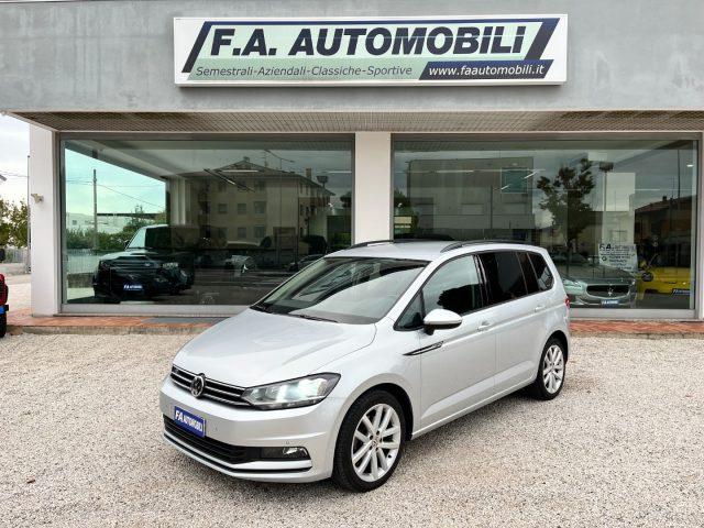 VOLKSWAGEN Touran 1.6 TDI 115 CV SCR DSG R LINE EXCLUSIVE *7 POSTI*