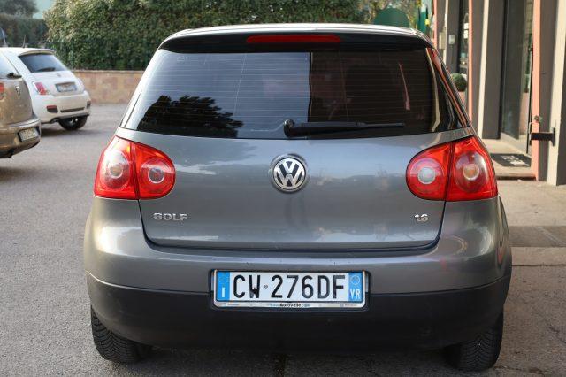 VOLKSWAGEN Golf V 1.6 Benzina 5 Porte Comfortline per NEOPATENTATI