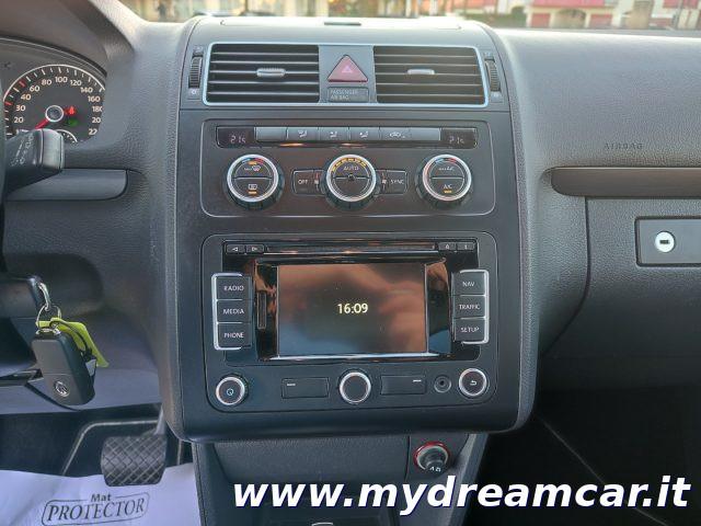 VOLKSWAGEN Touran Business 1.6 TDI DSG Comfortline 7 Posti