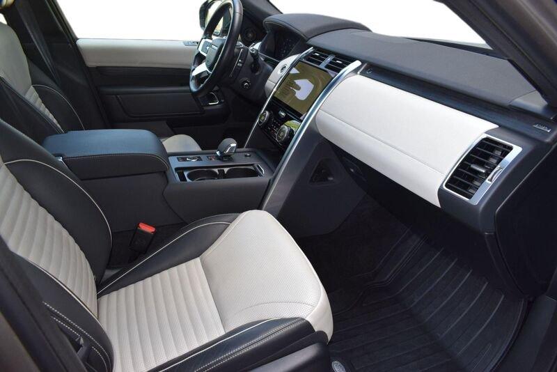 Land Rover Discovery 3.0D I6 300 CV AWD Auto R-Dynamic HSE