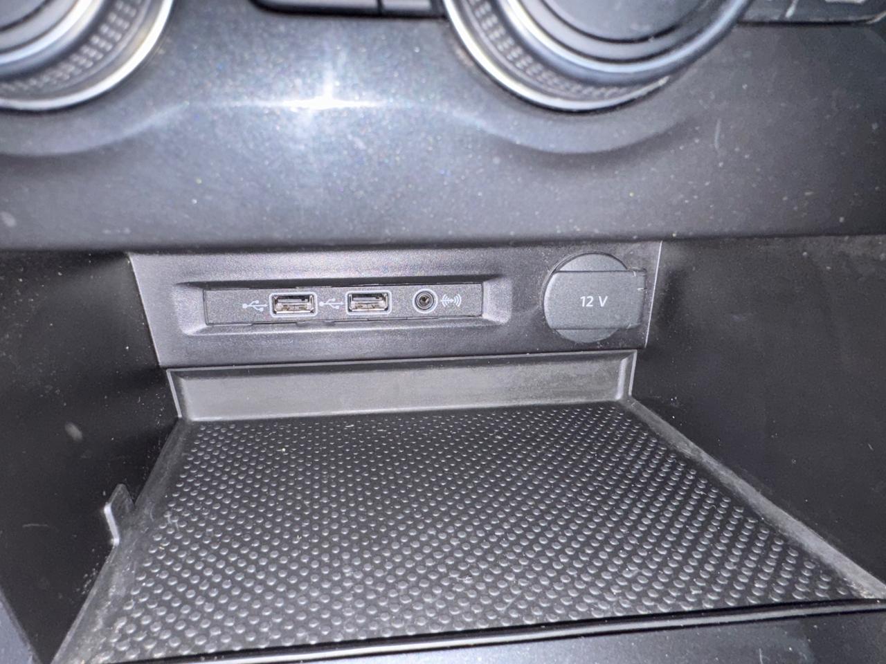Volkswagen Tiguan 1.6 TDI SCR Sport BlueMotion Technology