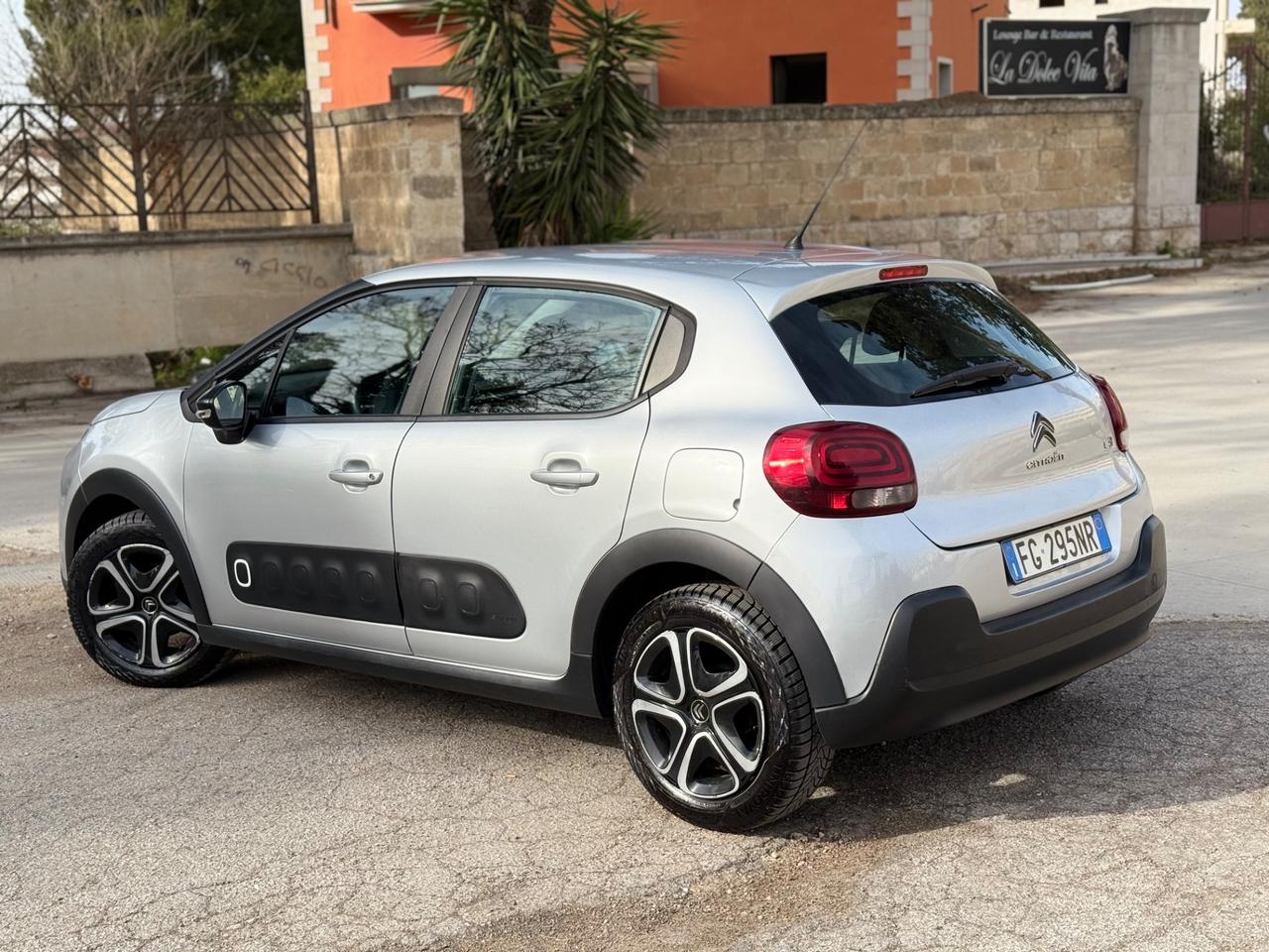 Citroen C3 PureTech 82 Shine