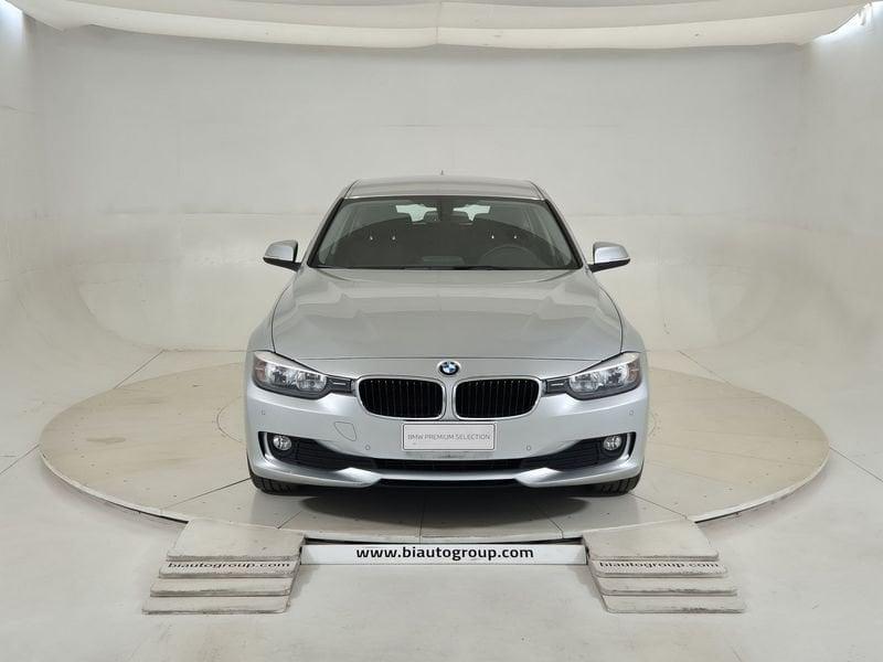 BMW Serie 3 Touring Serie 3 F31 2012 Touring Diese 318d Touring