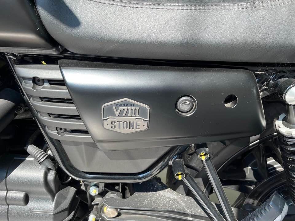 Moto Guzzi V7 III Stone 750 51 CV