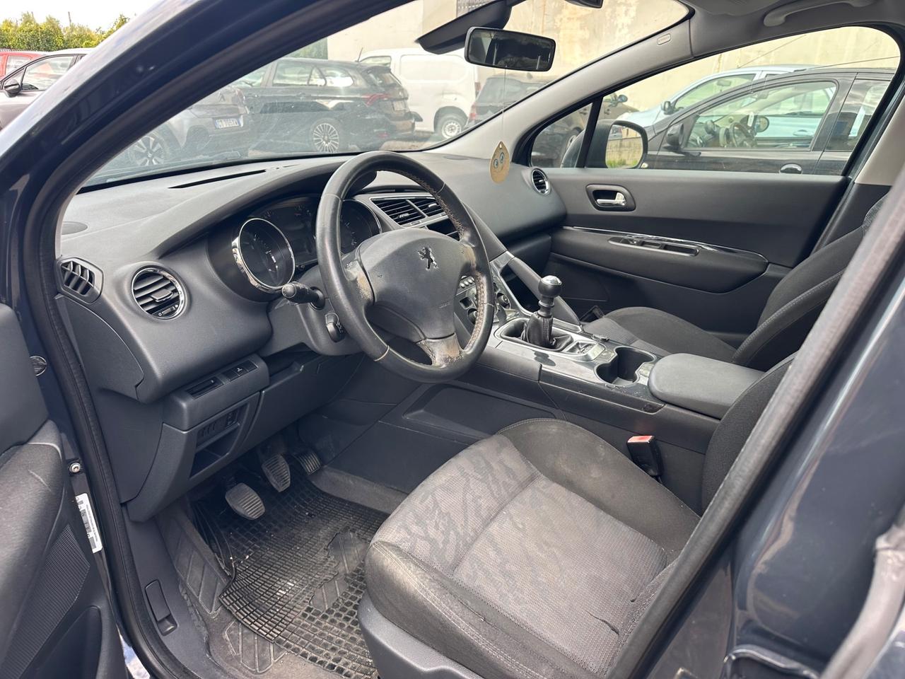 Peugeot 3008 1.6 HDi 112CV Tecno