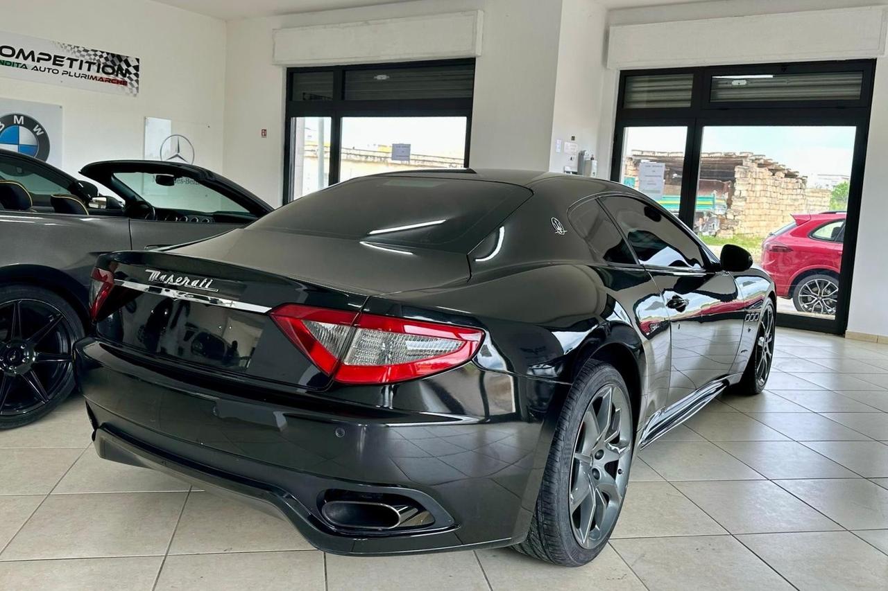 Maserati GranTurismo 4.7 V8 Sport Aut.
