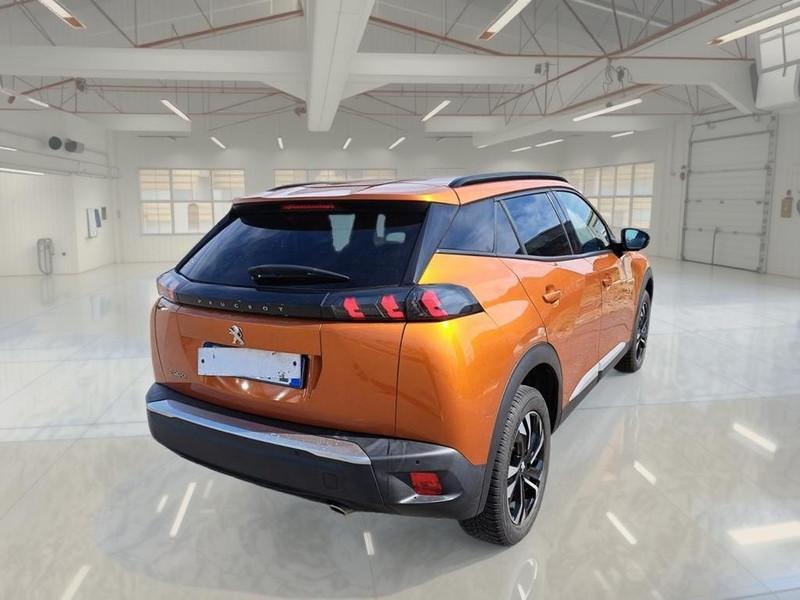 PEUGEOT 2008 BLUEHDI 130 EAT8 ALLURE S/S AUT. CROSSOVER