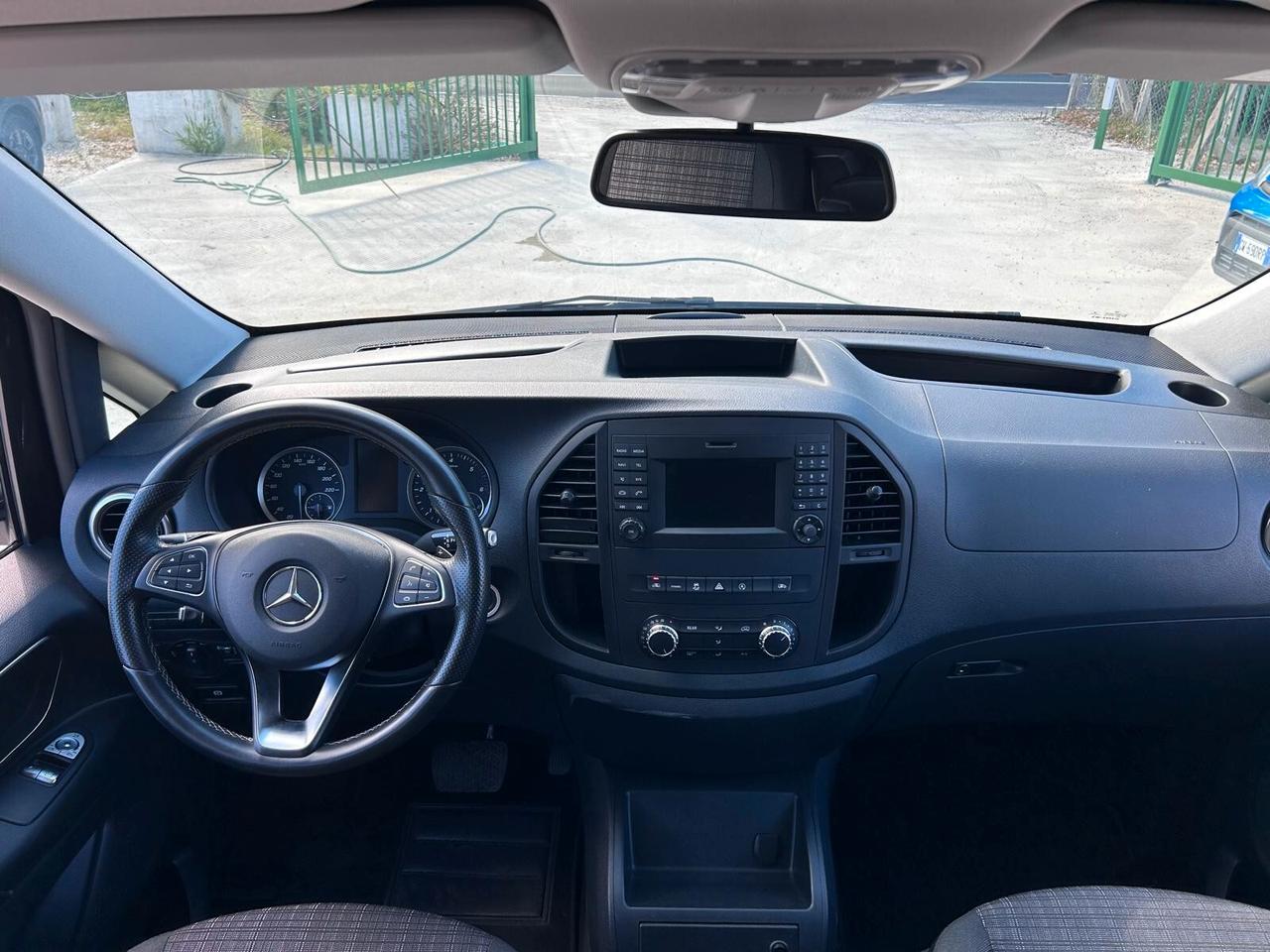 Mercedes-benz Vito TOURER 163CV 8 POSTI