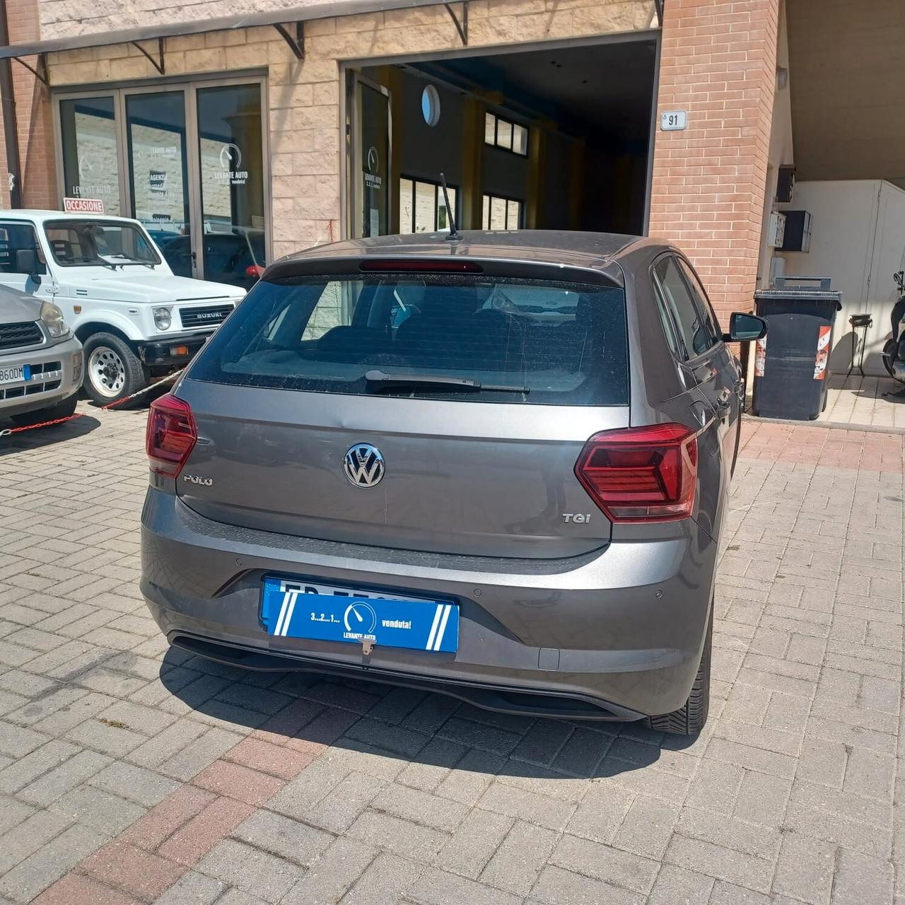 IMPECCABILE POLO 1.0 TGI PER NEOPATENTATI