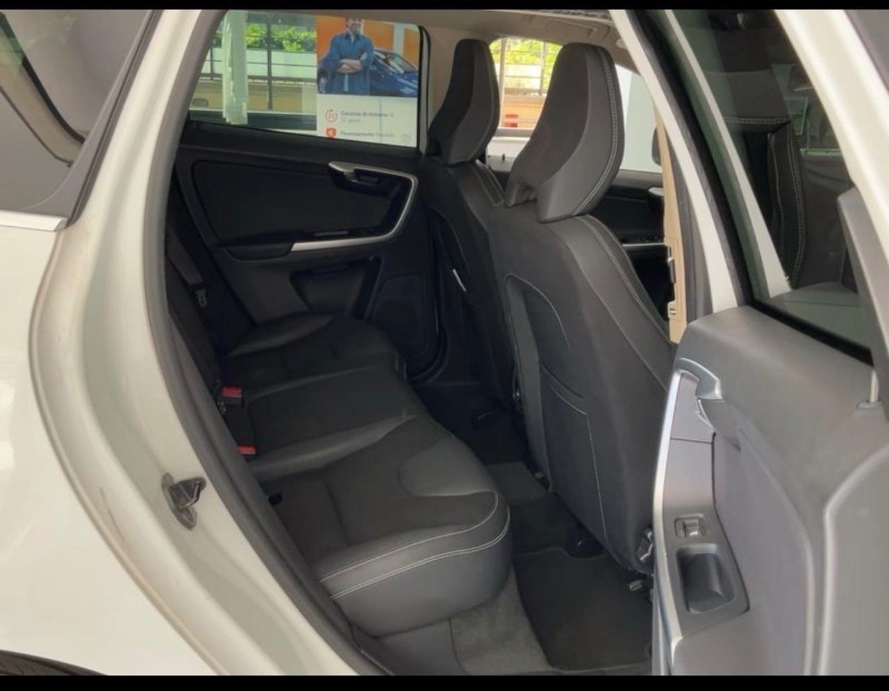 Volvo XC 60 XC60 D5 AWD Geartronic Summum