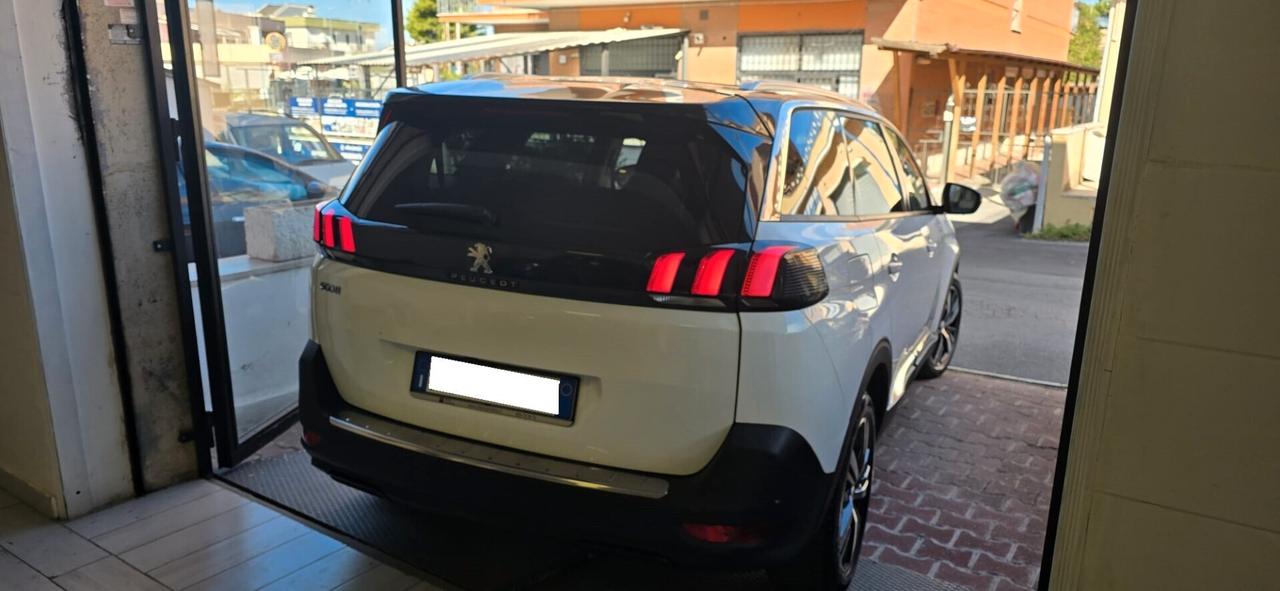 Peugeot 5008 BlueHDi 130 S&S Allure