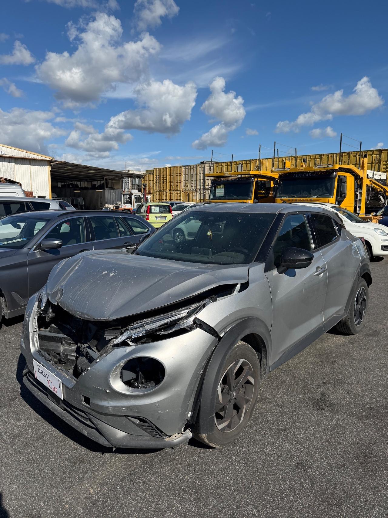 Nissan Juke 1.0 DIG-T 114 CV N-Connecta SINISTRATA