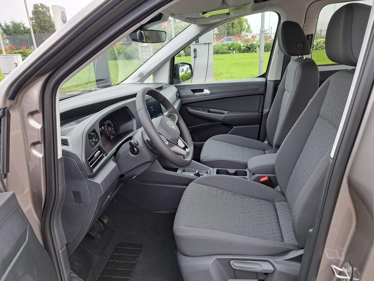 Volkswagen Caddy 2.0 tdi scr 122cv edition dsg7