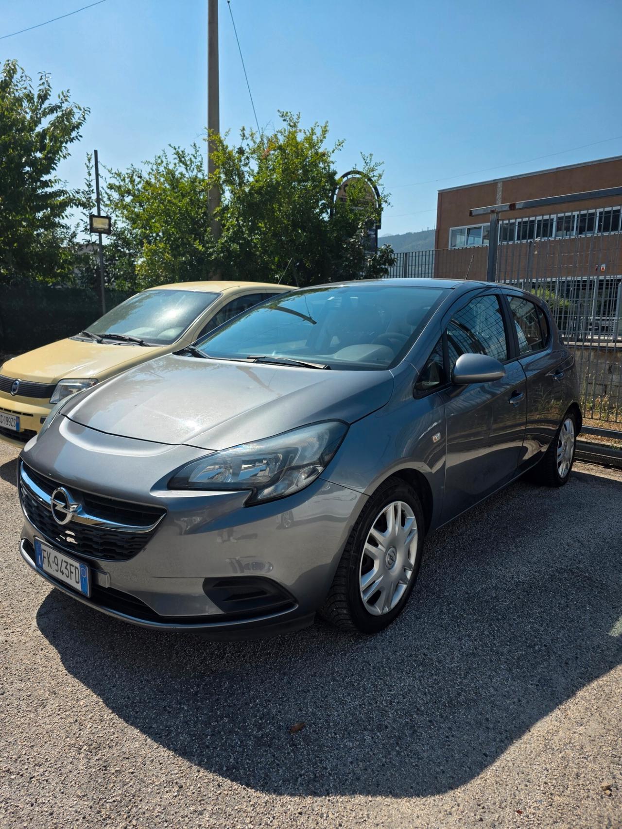 Opel Corsa 1.2 5 porte GPL