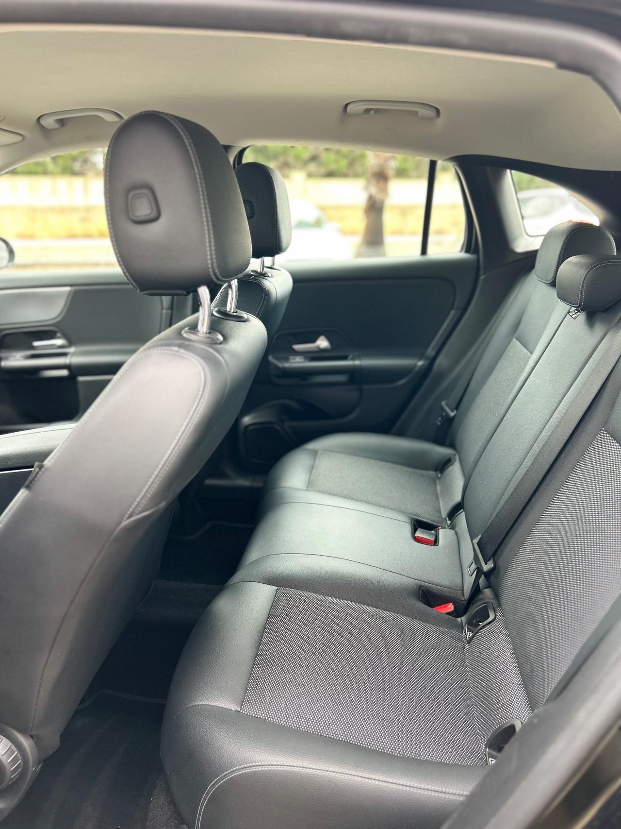 Mercedes-benz GLA 200 d Automatic Advanced