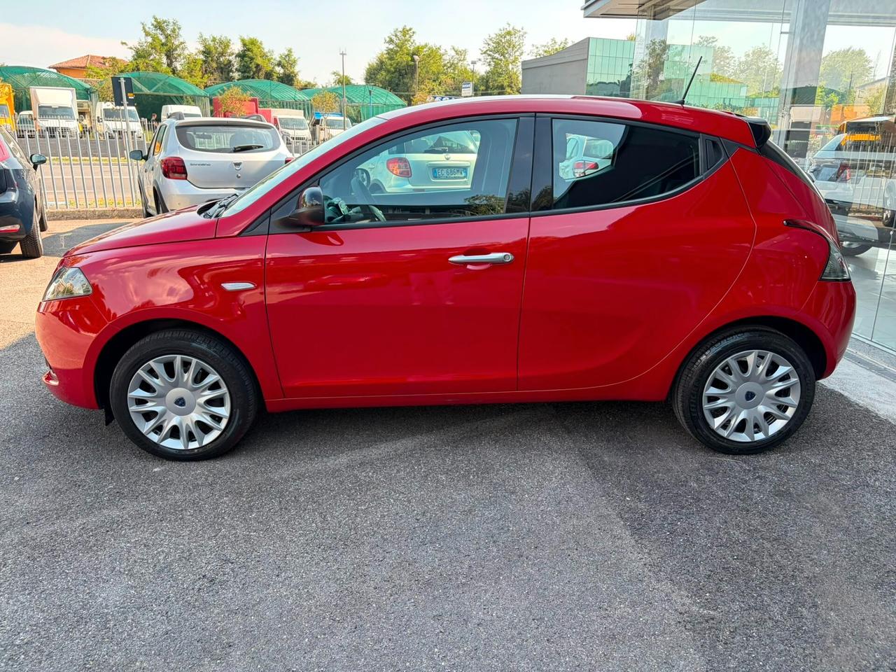 Lancia Ypsilon 1.0 FireFly 5 porte S&S Hybrid Gold