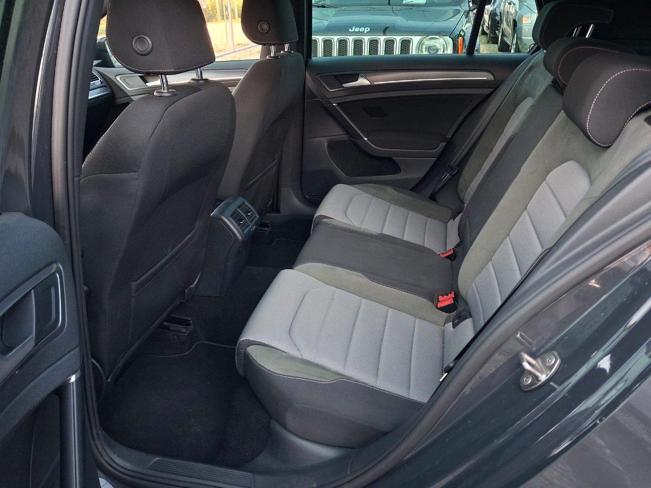 Volkswagen Golf 5 Porte 1.6 tdi (btdi) R-Line Highline 110cv
