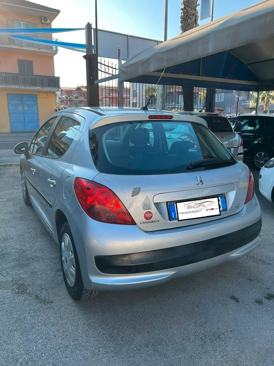 Peugeot 207 1.4 VTi 95CV 5p. XS