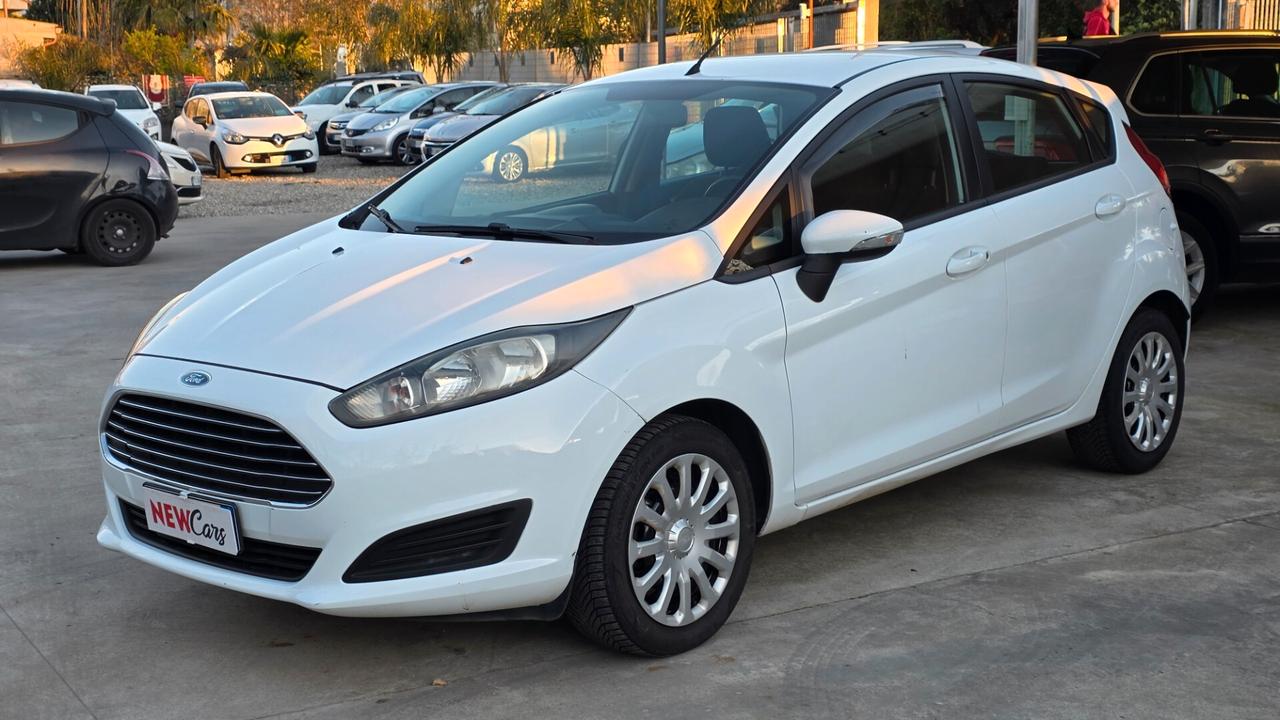 Ford Fiesta 1.5 TDCi 75CV 5 porte Titanium