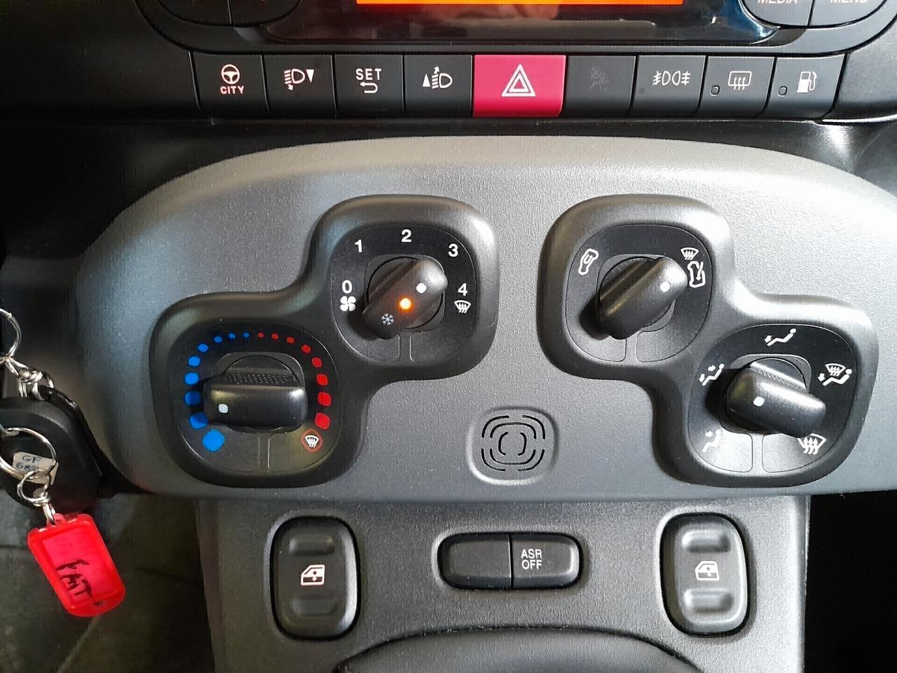 Fiat Panda 0.9 TwinAir Turbo Natural Power City Cross