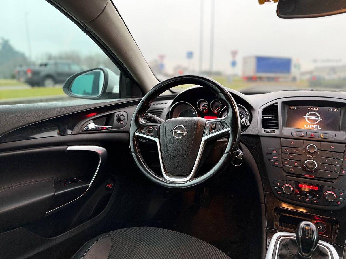 Opel Insignia 2.0 cdti Elective 160cv