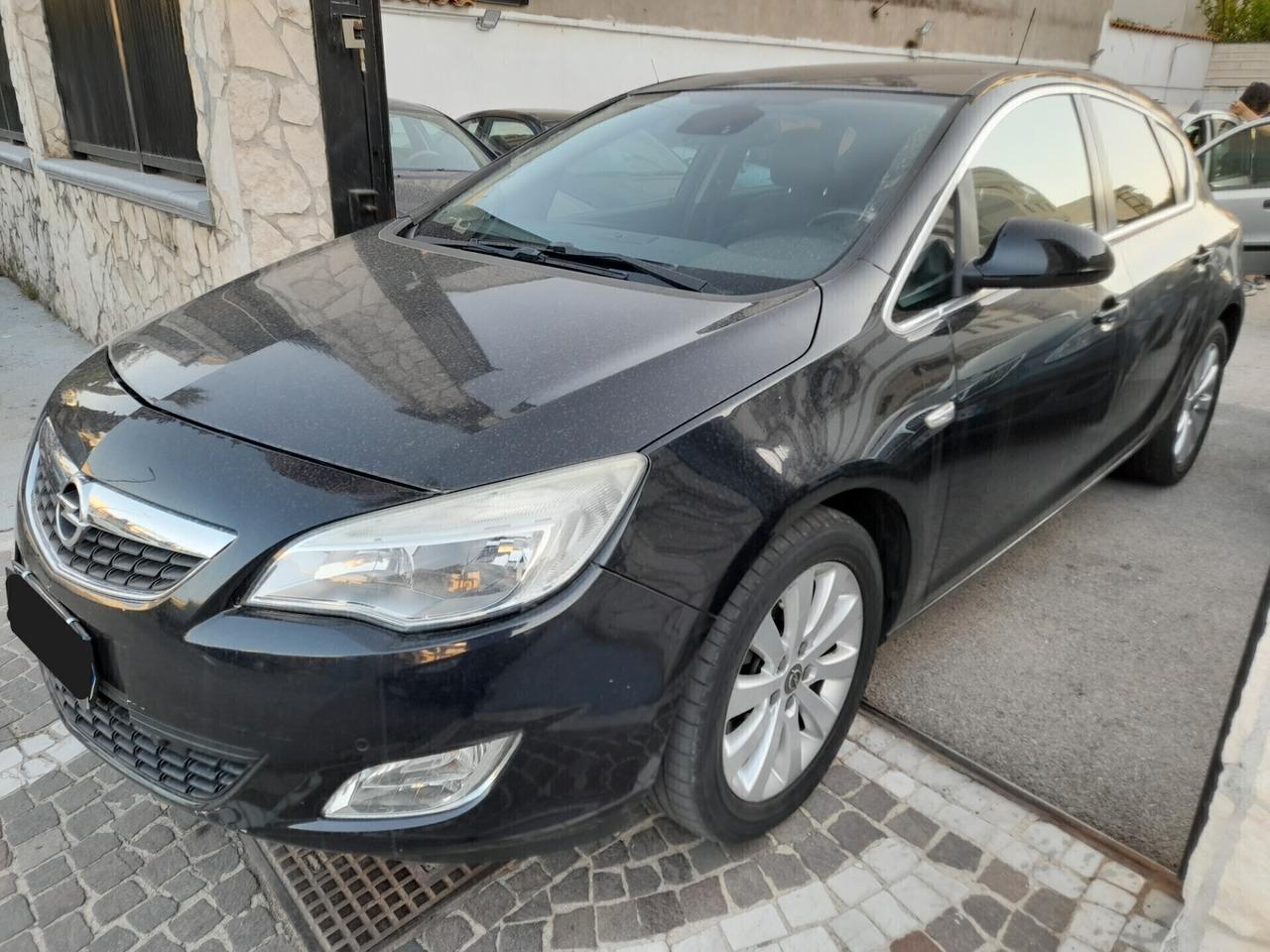 Opel Astra 1.7 CDTI 110CV 5 porte Cosmo