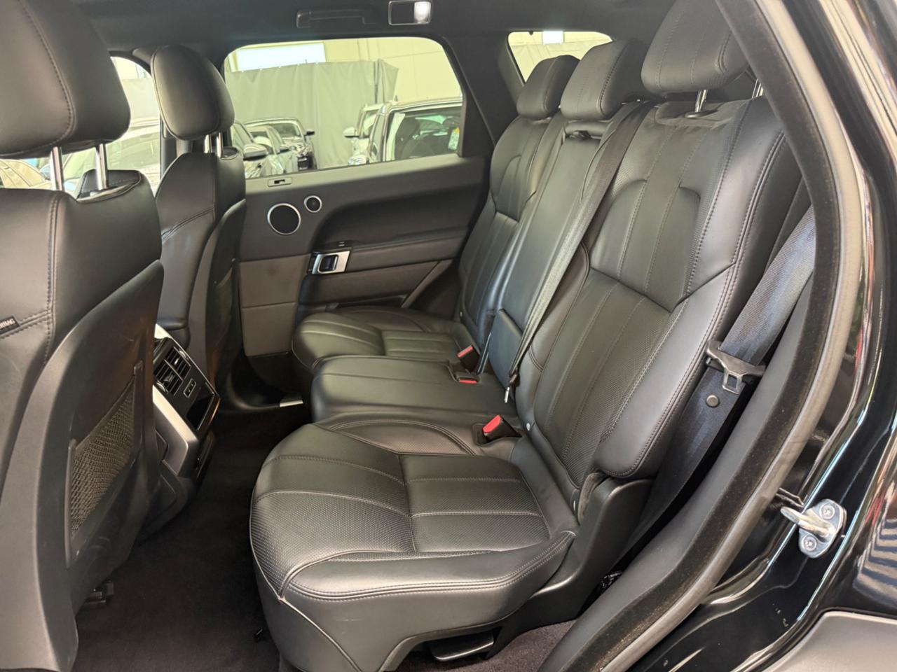 Land Rover Range Rover Sport 3.0 TDV6 HSE Dynamic