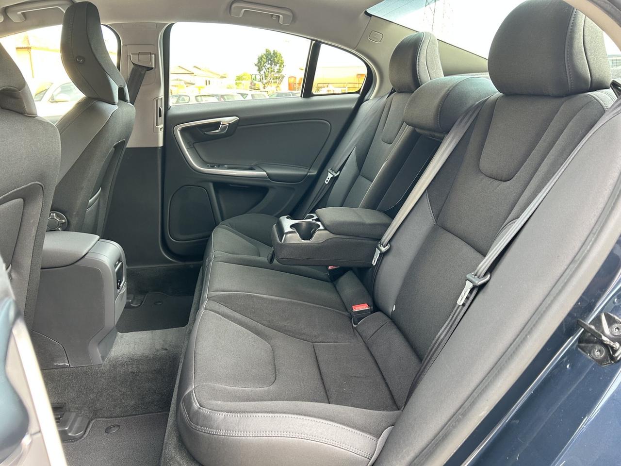 VOLVO S60 1.6 D2 115CV MOMENTUM UNICO PROPRIETARIO