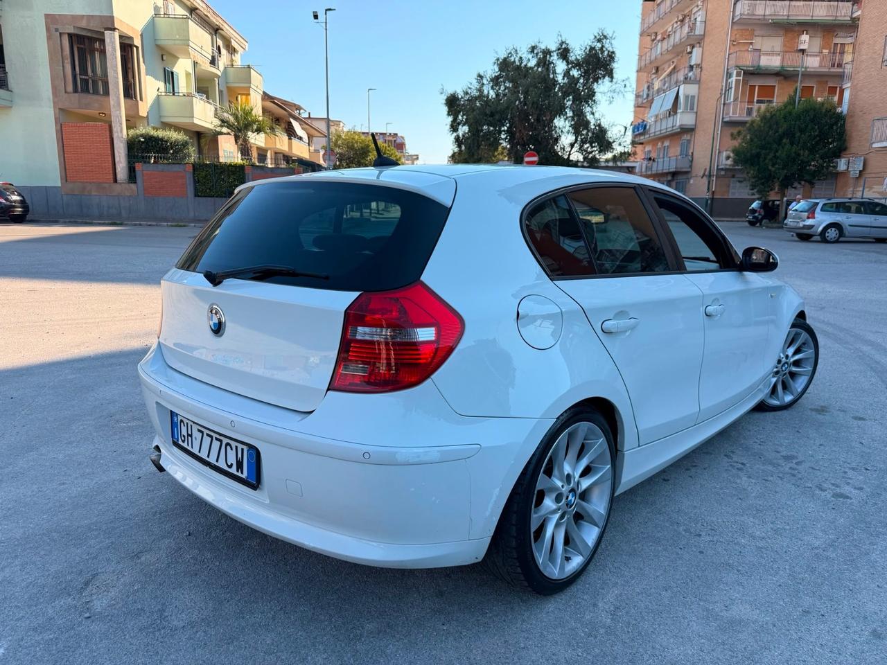 Bmw 118 118d cat 5 porte Futura FULL OPTIONAL