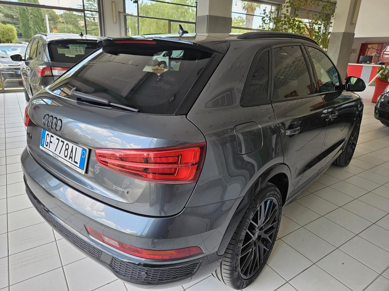 Audi Q3 2.0 TDI 184 CV S tronic quattro S-line Competition