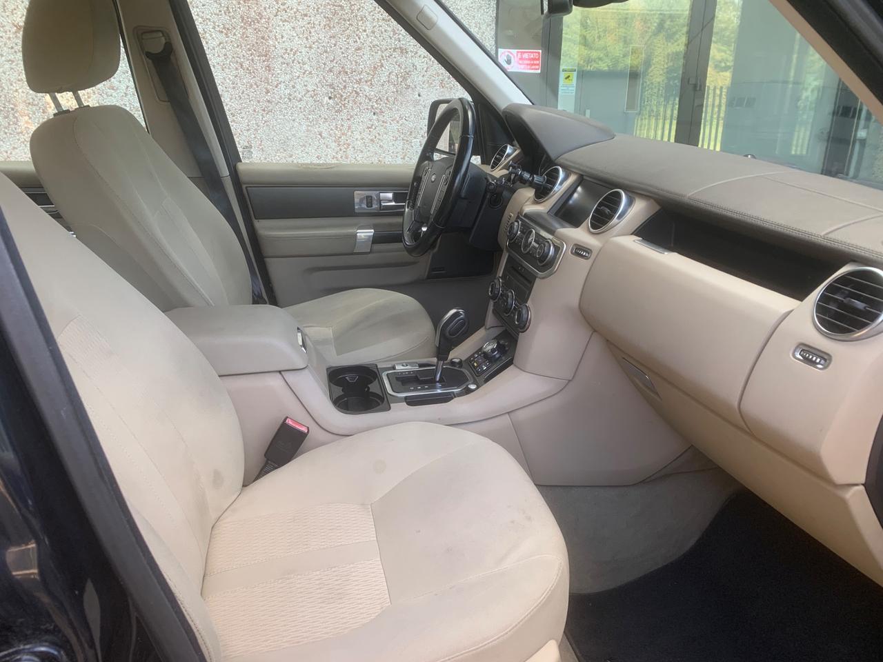 Land Rover Discovery 4 3.0 SDV6 255CV SE