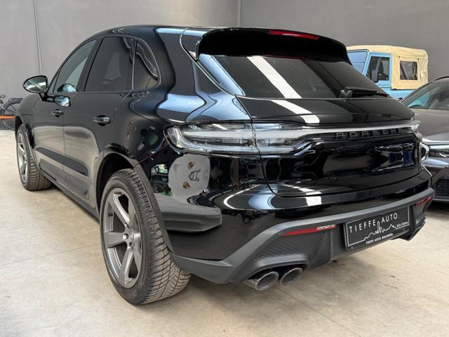 PORSCHE Macan 2.0