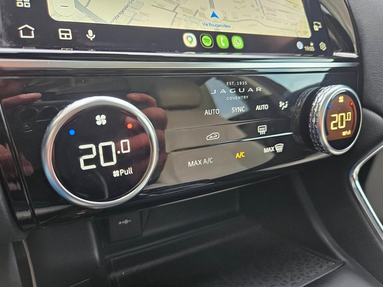 Jaguar E-Pace 2.0D I4 163 CV AWD Auto R-Dynamic SE