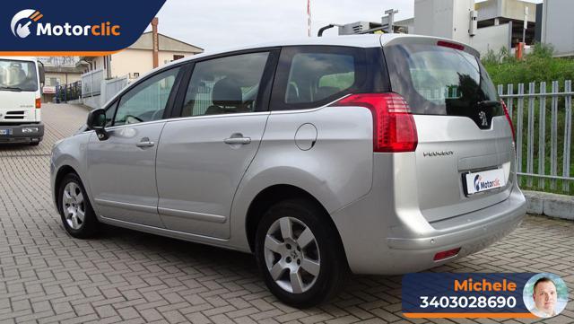 PEUGEOT 5008 1.6 HDi 112CV Allure