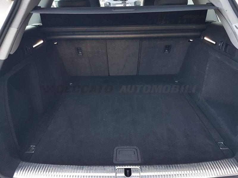 Audi A4 A4 Avant 30 2.0 tdi mhev Business Advanced 136cv s-tronic