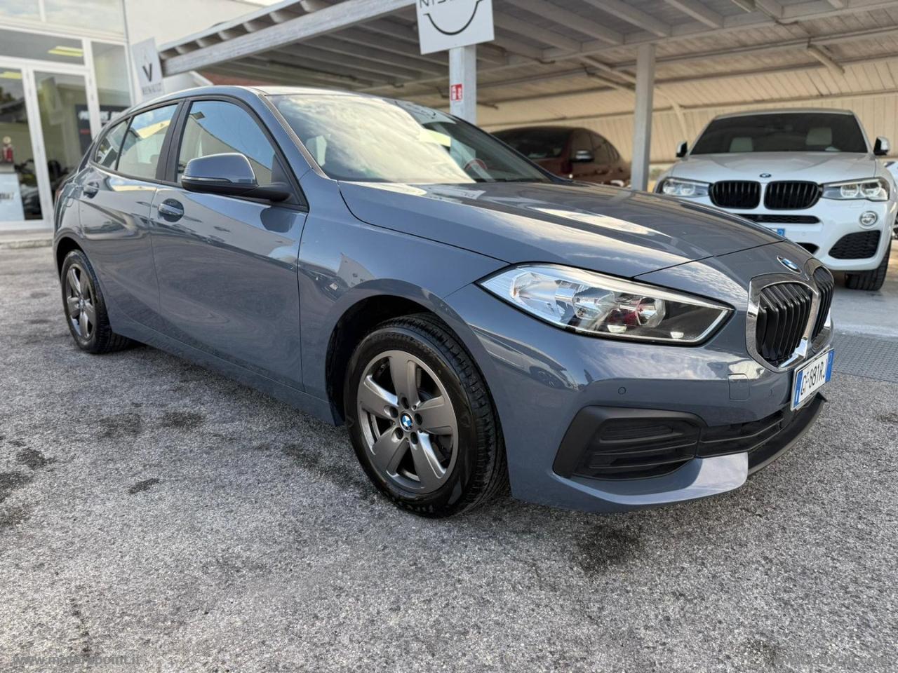 BMW 116d 5p. Business Advantage