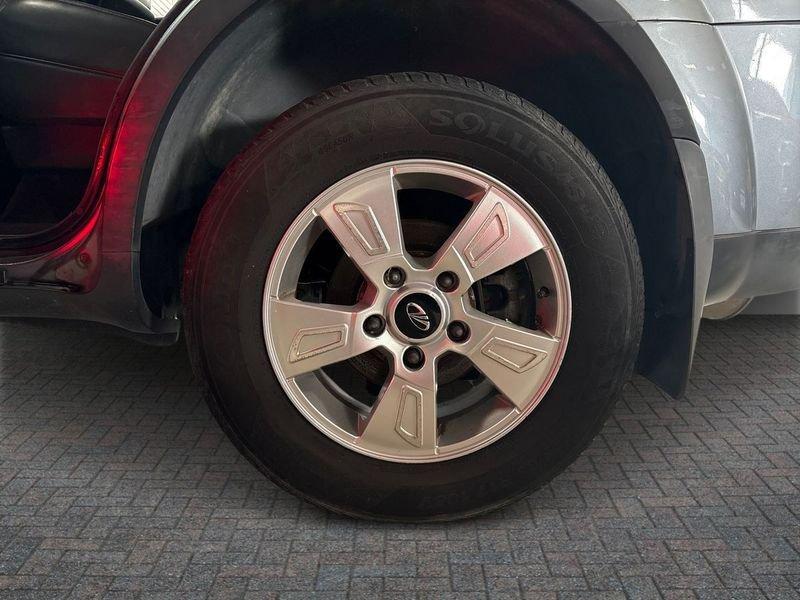 Mahindra XUV500 2.2 16V AWD W8